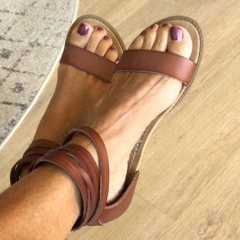 Women’s sandals